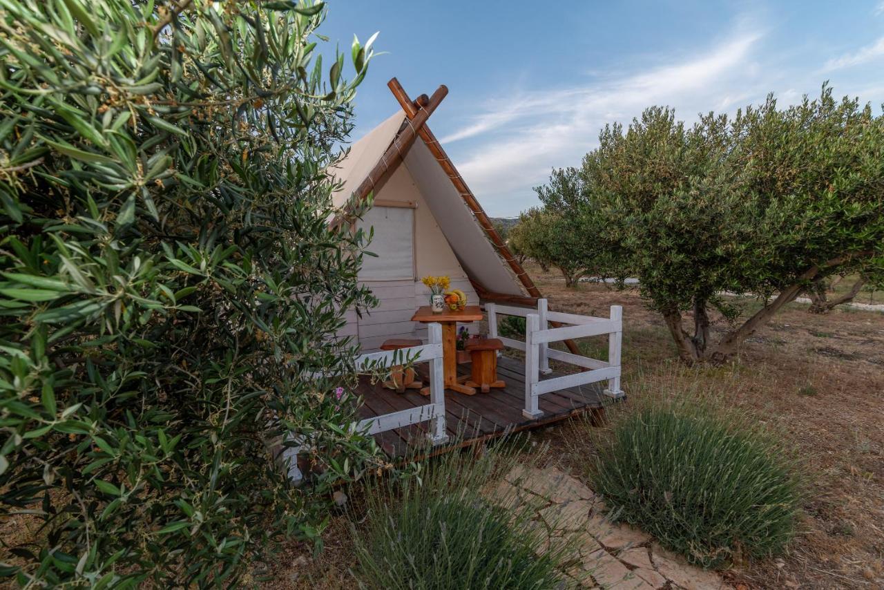 Luxe tent Kamp Marta 3*