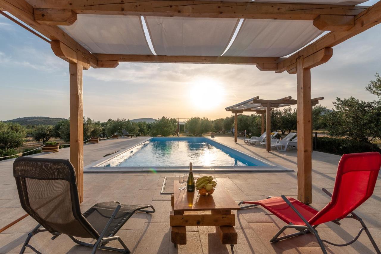 Luxe tent Kamp Marta 3*