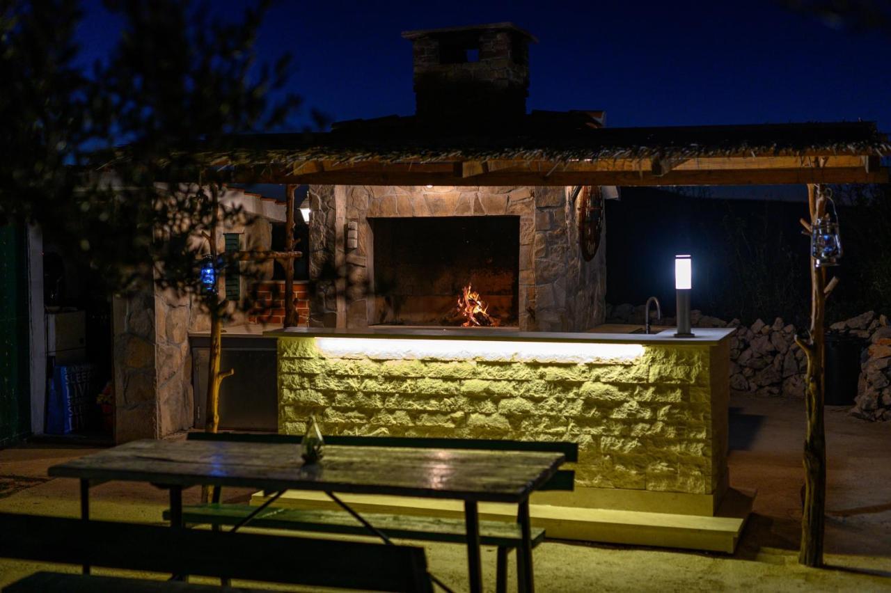 Kamp Marta Marina
